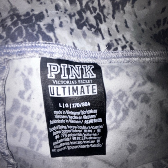 THREE pairs of women’s leggings size M - Picture 3 of 5